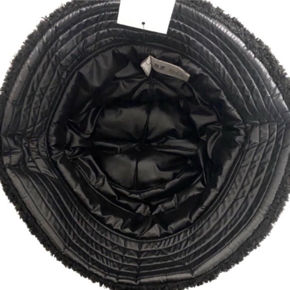 UGG Black Faux Fur Bucket Hat NWT - Picture 6 of 10
